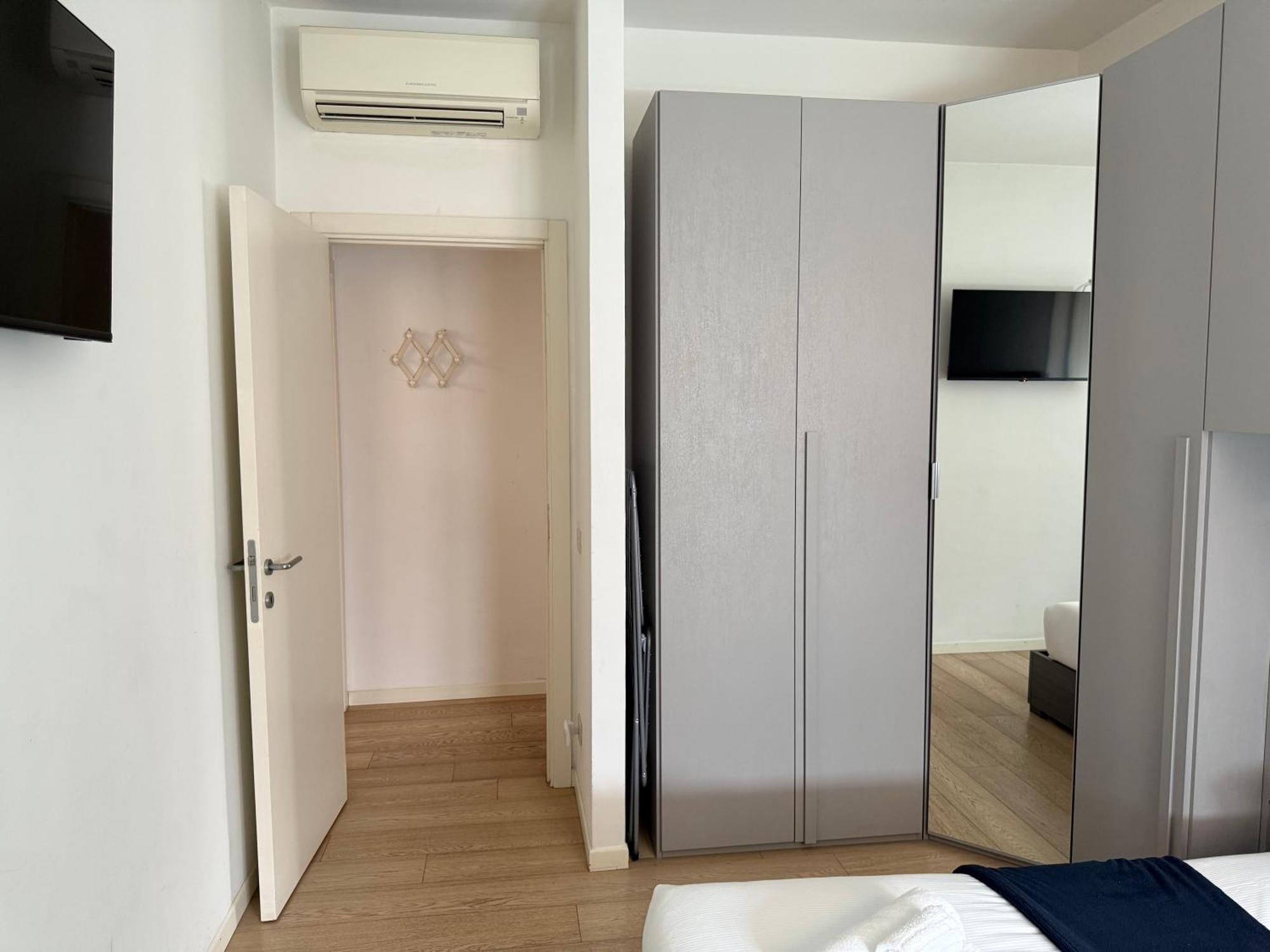 Gioire Apartments - Mailand Zimmer foto